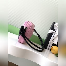 Chanel Kangpeng серия розового и черного цвета с подмышечной сумк