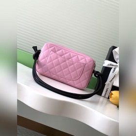 Chanel Kangpeng серия розового и черного цвета с подмышечной сумк