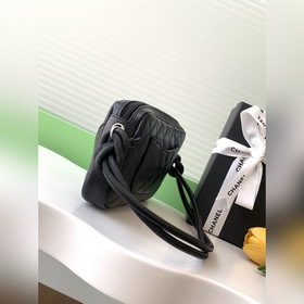 Chanel Kangpeng серия черный с черным панда под мышки Очень нрави