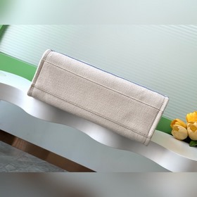 Chanel 25c ранневесенняя пляжная сумка, желтая Очень подходит для