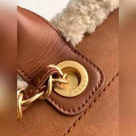 Chanel 24k, модель для показа, коричневая сумка из меха Оленья к