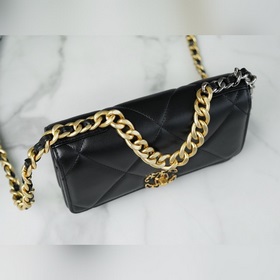 Новая модель 19woc Black Gold Chanel 19woc был обновлен. В Taikoo