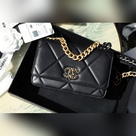 chanel 19 серия WOC кожаный кошелек с цепочкой, черный Изысканны