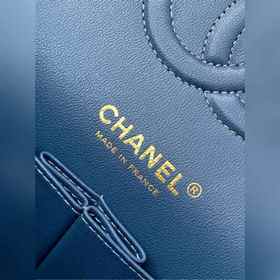 Chanel, ограниченная серия, подержанная, с эмблемой, джинсовая В