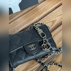 Кожаный поясной мешок Chane с икрой Еще одна классическая модель