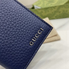 Длинный держатель для карт с логотипом Gucci. Аксессуары для повс