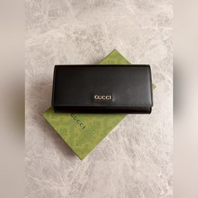 Качество фирменного магазина, товары высшего качества, фотографии