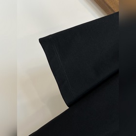 Gucci 2025ss весенняя коллекция. Новая модель футболки Gucci с кр