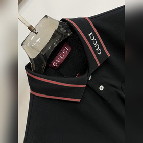 Gucci 25S весенняя новинка. Футболка с воротником Gucci с коротки