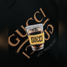 Рекомендуем  Новая модель эксклюзивной линейки Gucci. Широкая фу