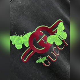 Рекомендуем  Gucci 2025 весенняя новинка： модная и удобная футбо