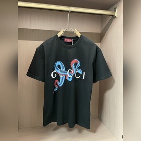 Gucci Коллекция Нового года с изображением змеи на коротком рукав
