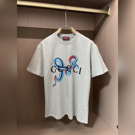 Gucci Коллекция Нового года с изображением змеи на коротком рукав