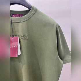 Размер： S/M/L/XL. Цвета： черный, белый, зеленый. Модель для мужчи