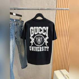Gucci - идеальный вариант для ношения отдельно или в качестве осн