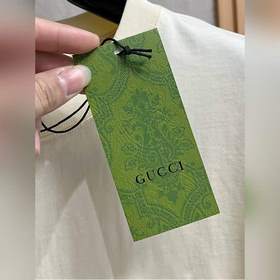 Gucci – идеальный вариант для ношения отдельно или в качестве осн