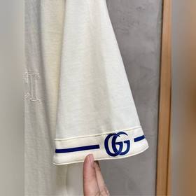 Gucci – идеальный вариант для ношения отдельно или в качестве осн