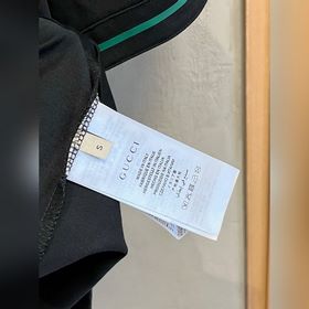 Gucci - идеальный вариант для ношения отдельно или в качестве осн