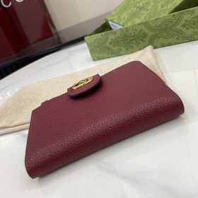 Кошелек из серии GG Marmont. Этот кошелек из серии GG Marmont изг