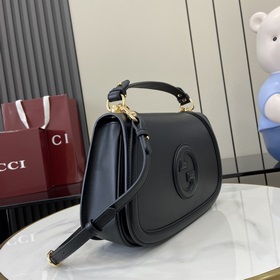 Новая модель Средняя сумка из серии Gucci Blondie Новая сумка из 