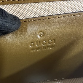 Новая модель Мини-сумка через плечо из серии Gucci Blondie Новая 