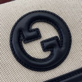Новая модель Мини-сумка через плечо из серии Gucci Blondie Новая 