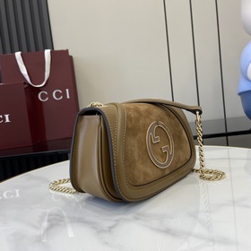 Новая модель Мини-сумка через плечо из серии Gucci Blondie Новая 