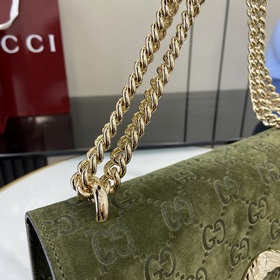 Креативный директор Gucci Сабато де Сарно обновил классическую ли
