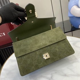 Креативный директор Gucci Сабато де Сарно обновил классическую ли
