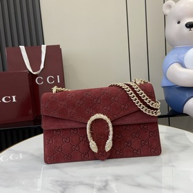 Креативный директор Gucci Сабато де Сарно обновил классическую се
