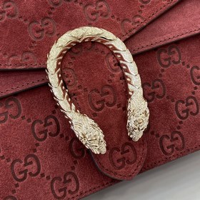 Креативный директор Gucci Сабато де Сарно обновил классическую се