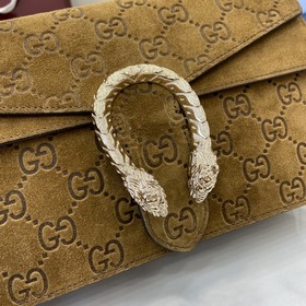 Креативный директор Gucci Сабато де Сарно обновил классическую ли