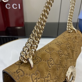 Креативный директор Gucci Сабато де Сарно обновил классическую ли