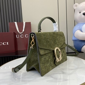 Новинка Креативный директор Gucci Сабато де Сарно обновил классич