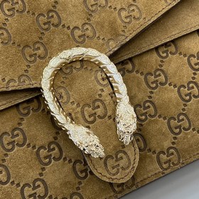 Новинка Креативный директор Gucci Сабато де Сарно обновил классич