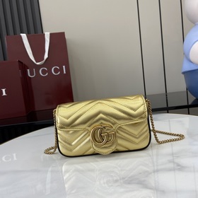 【Новинка】 От зеркальной кожи до сверкающих кристаллов, Gucci пред