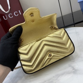 【Новинка】 От зеркальной кожи до сверкающих кристаллов, Gucci пред