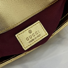 【Новинка】 От зеркальной кожи до сверкающих кристаллов, Gucci пред