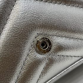 Новая модель Сверхминиатюрная сумка из серии GG Marmont От зеркал