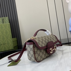 Новинка Сумка Gucci Horsebit 1955 в мини-формате В рекламной камп