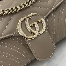Оригинальная кожа Новинка Мини-сумка GG Marmont стеганым узором. 