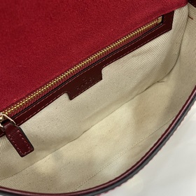 [Новинка] Новая сумка из серии Gucci Blondie украшена классически