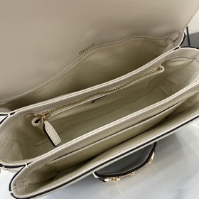 Новинка Сумка через плечо Gucci Horsebit 1955 В рекламной кампани