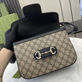 Новинка Сумка через плечо Gucci Horsebit 1955 В рекламной кампани