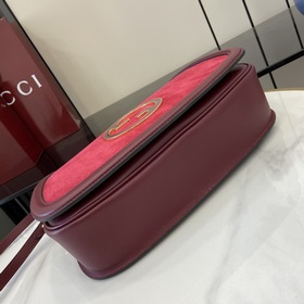 Новая модель Средняя сумка из серии Gucci Blondie Новая сумка из 