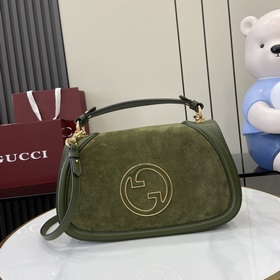 Новая модель Средняя сумка из серии Gucci Blondie Новая сумка из