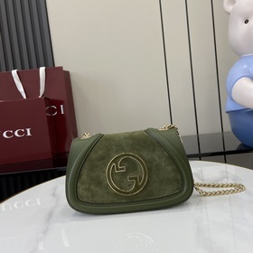 Новая модель Мини-сумка через плечо из серии Gucci Blondie Новая
