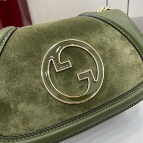 Новая модель Мини-сумка через плечо из серии Gucci Blondie Новая 