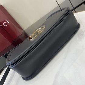 Новая модель Средняя сумка из серии Gucci Blondie Новая сумка из 