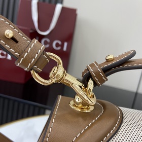 Новая модель Средняя сумка из серии Gucci Blondie Новая сумка из 